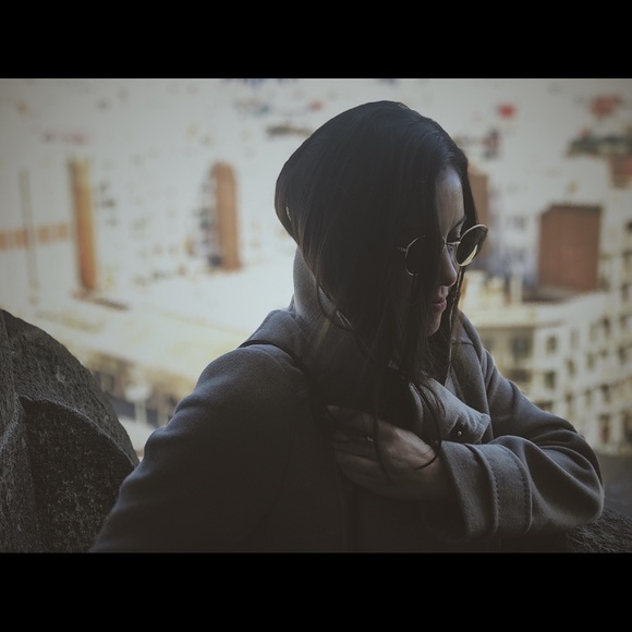 Meet your Posher, Molly Elizabeth - Picture 1 of 1